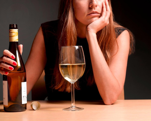 Анонимное лечение женского алкоголизма в Колпашево